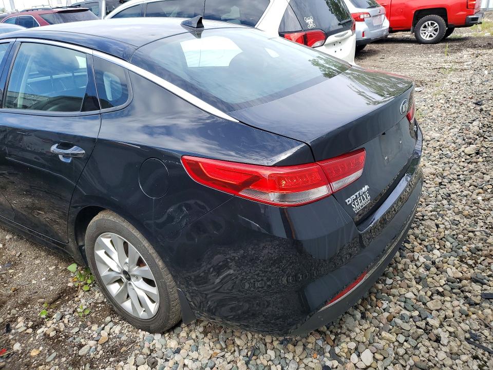 Продаж на аукціоні авто 2017 Kia Optima, vin: 5XXGU4L33HG153448, номер лоту: 64822596
