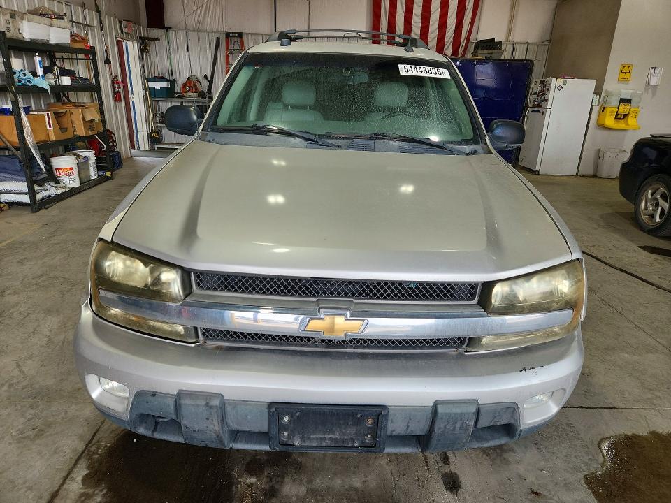 64443836 :رقم المزاد ، 1GNET16M056202359 vin ، 2005 Chevrolet Trailblazer مزاد بيع