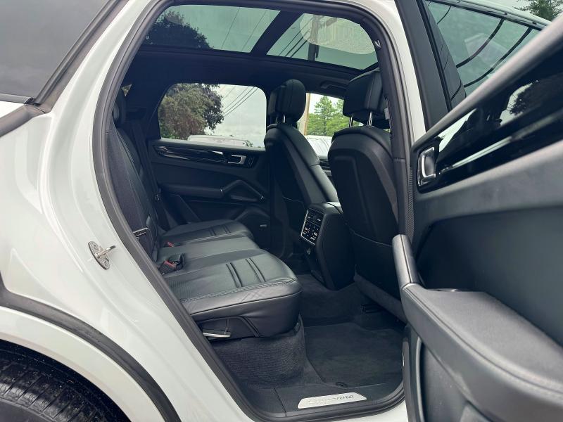 64147776 :رقم المزاد ، WP1AA2AY3KDA07262 vin ، 2019 Porsche Cayenne مزاد بيع