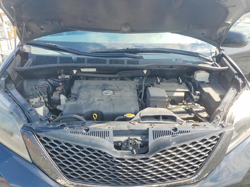 Продаж на аукціоні авто 2015 Toyota Sienna, vin: 5TDXK3DC4FS531044, номер лоту: 64084146