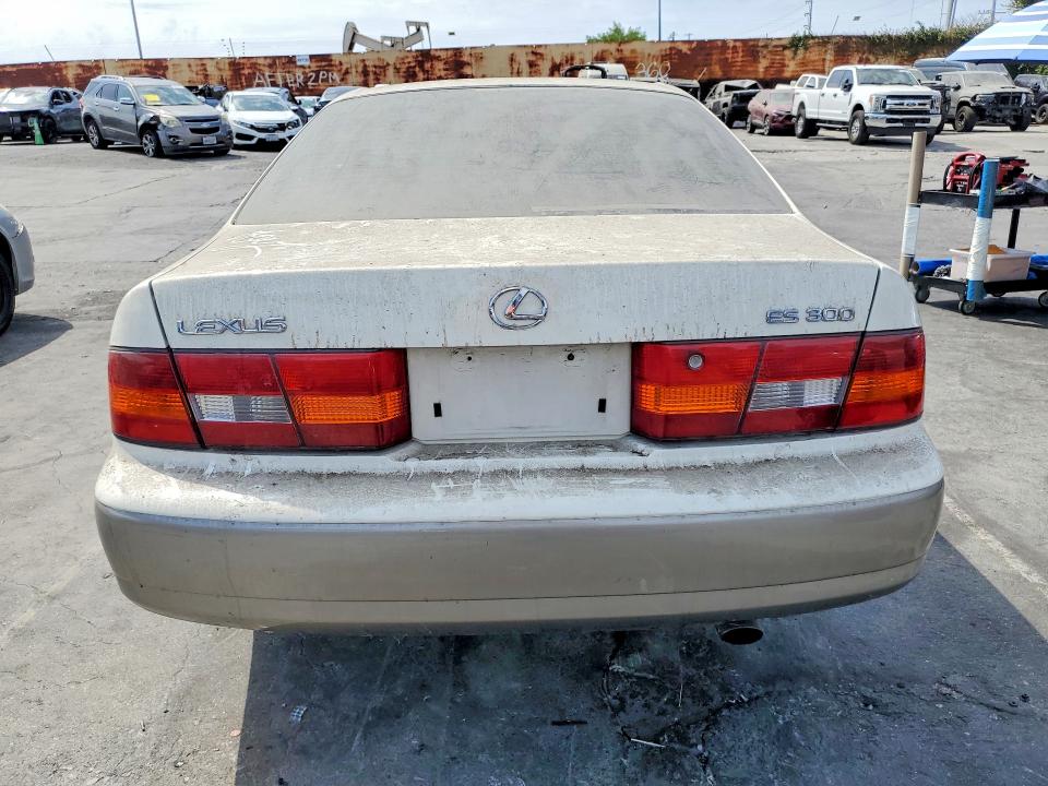 66231656 :رقم المزاد ، JT8BF28G9X5055739 vin ، 1999 Lexus Es مزاد بيع