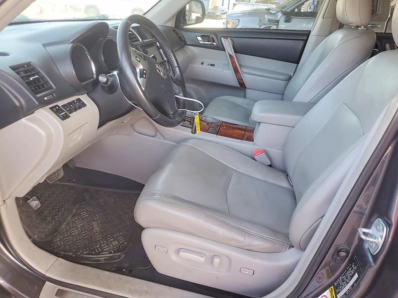 Auction sale of the 2013 Toyota Highlander, vin: 5TDYK3EHXDS109050, lot number: 64335736