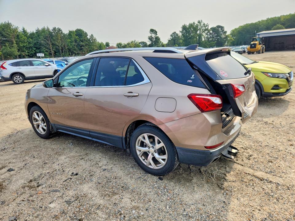 2018 Chevrolet Equinox მანქანა იყიდება აუქციონზე, vin: 2GNAXTEX7J6282466, აუქციონის ნომერი: 64335016