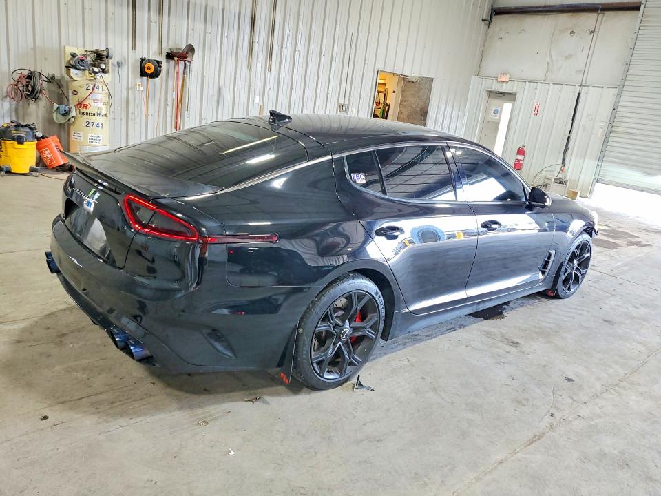 64014616 :رقم المزاد ، KNAE55LC1J6040285 vin ، 2018 Kia Stinger مزاد بيع