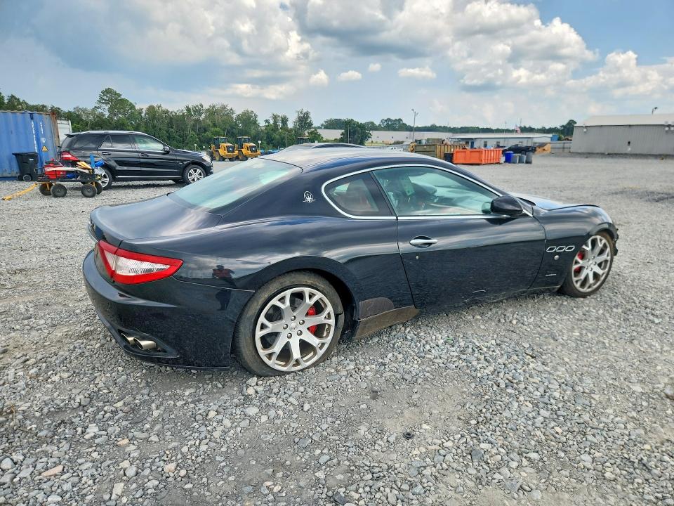 66372166 :رقم المزاد ، ZAMGJ45A480039430 vin ، 2008 Maserati Granturismo مزاد بيع