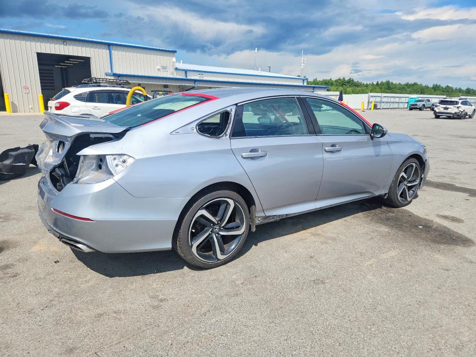 2018 Honda Accord მანქანა იყიდება აუქციონზე, vin: 1HGCV1F30JA061643, აუქციონის ნომერი: 64535586