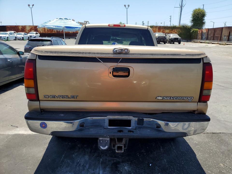 2000 Chevrolet Silverado მანქანა იყიდება აუქციონზე, vin: 2GCEC19TXY1161584, აუქციონის ნომერი: 64487736