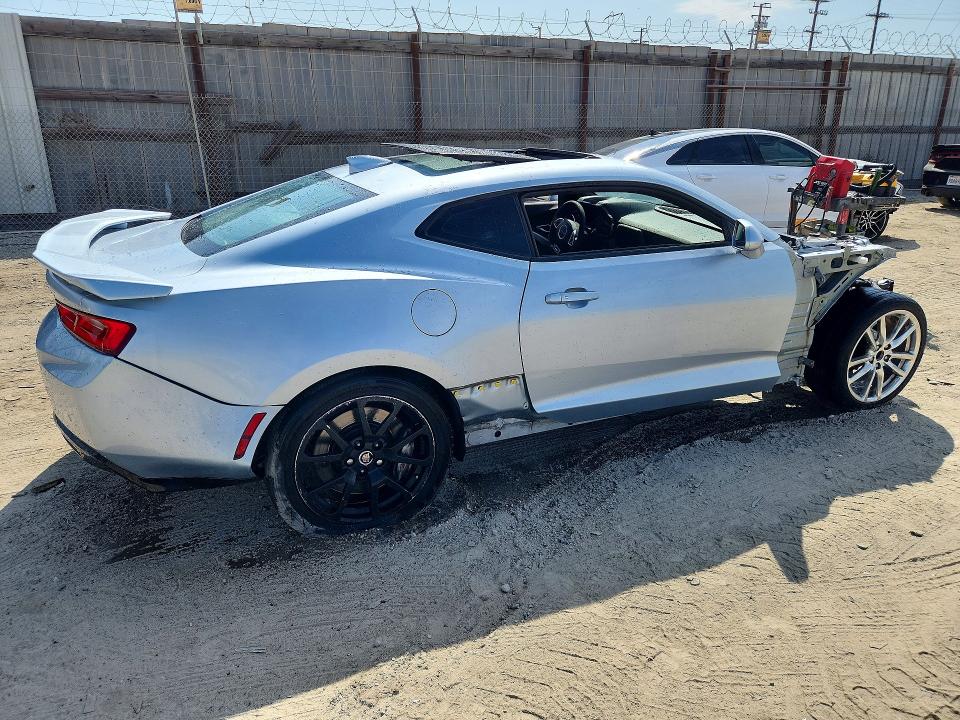 64589056 :رقم المزاد ، 1G1FK1R60H0213472 vin ، 2017 Chevrolet Camaro مزاد بيع