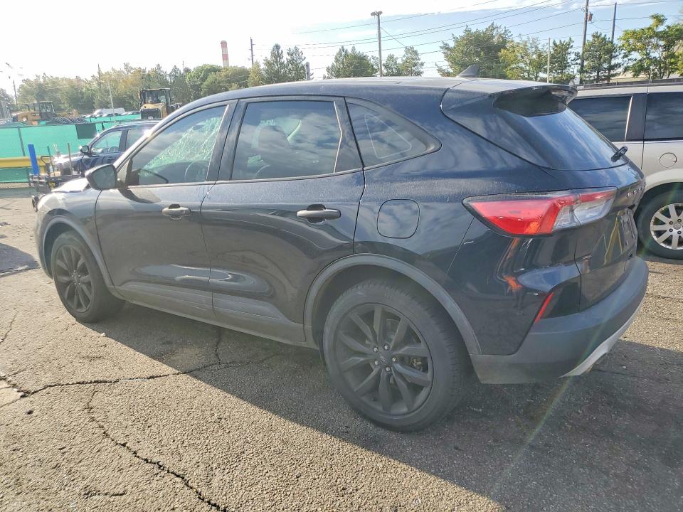 65798126 :رقم المزاد ، 1FMCU0F60MUA30669 vin ، 2021 Ford Escape مزاد بيع