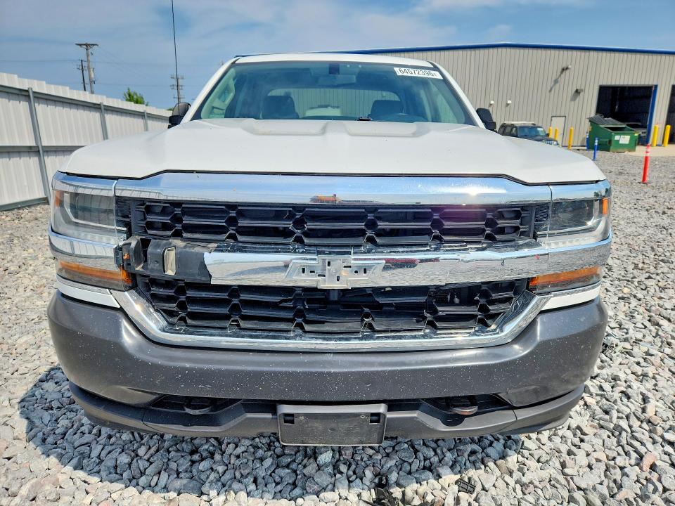 Продаж на аукціоні авто 2018 Chevrolet Silverado, vin: 1GCVKNEHXJZ216608, номер лоту: 64572396
