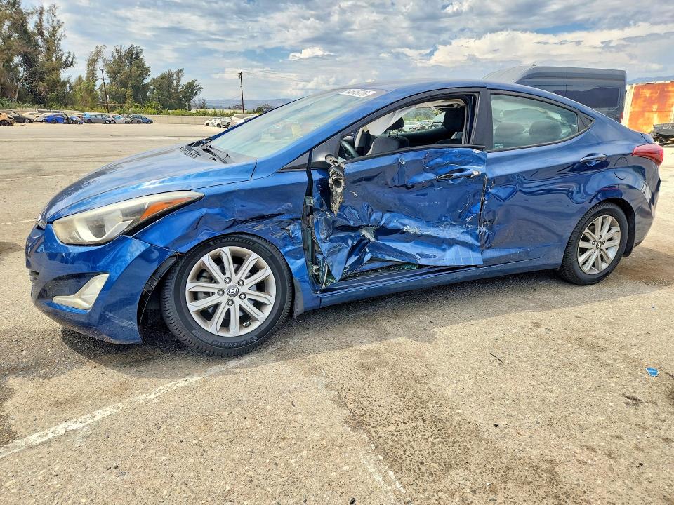 2015 Hyundai Elantra მანქანა იყიდება აუქციონზე, vin: KMHDH4AE7FU303754, აუქციონის ნომერი: 64645726