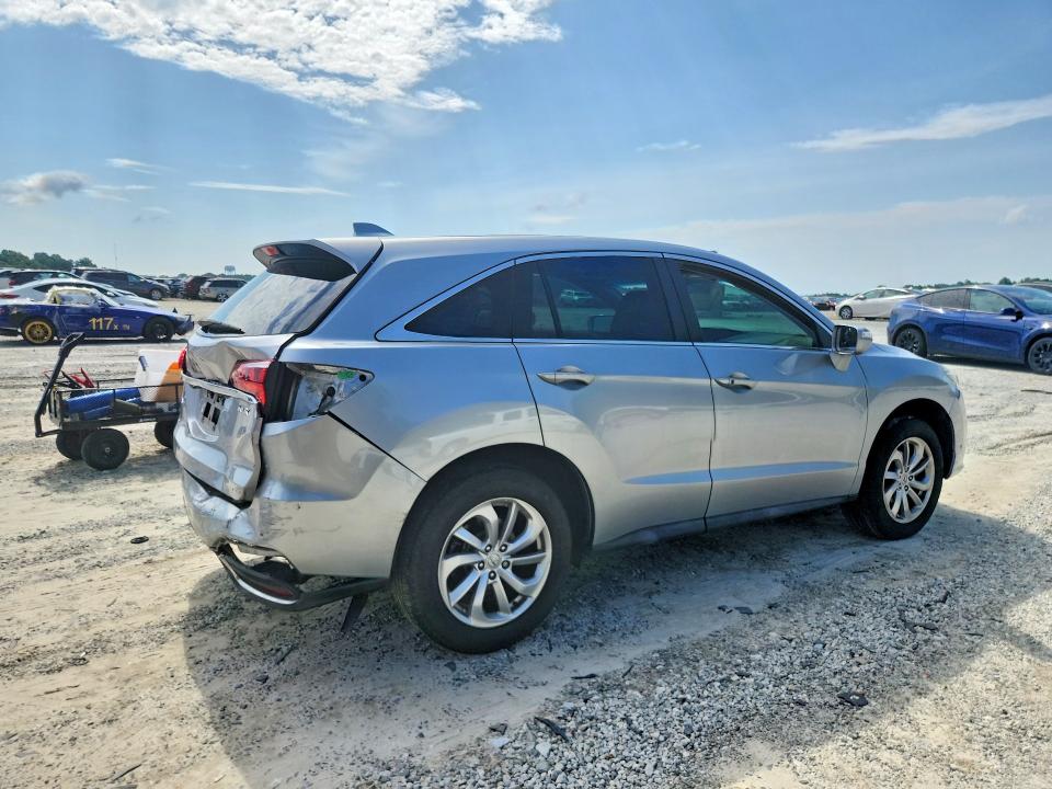 64311696 :رقم المزاد ، 5J8TB3H35HL022448 vin ، 2017 Acura Rdx مزاد بيع