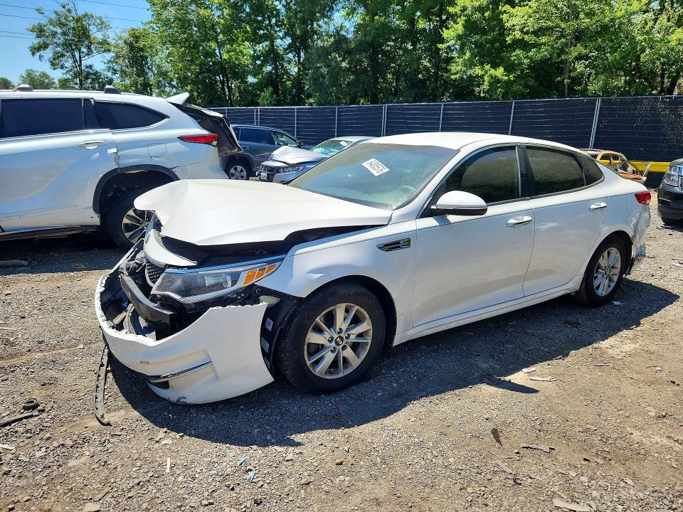 2016 Kia Optima მანქანა იყიდება აუქციონზე, vin: KNAGT4L30G5101228, აუქციონის ნომერი: 64005576