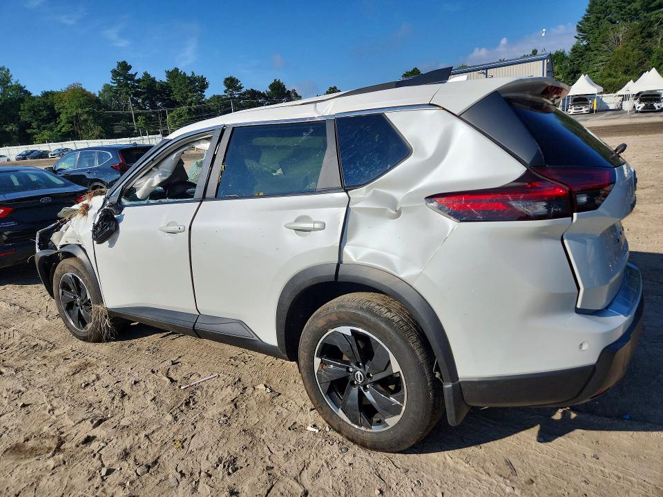 65620846 :رقم المزاد ، JN8BT3BB4SW413091 vin ، 2025 Nissan Rogue مزاد بيع