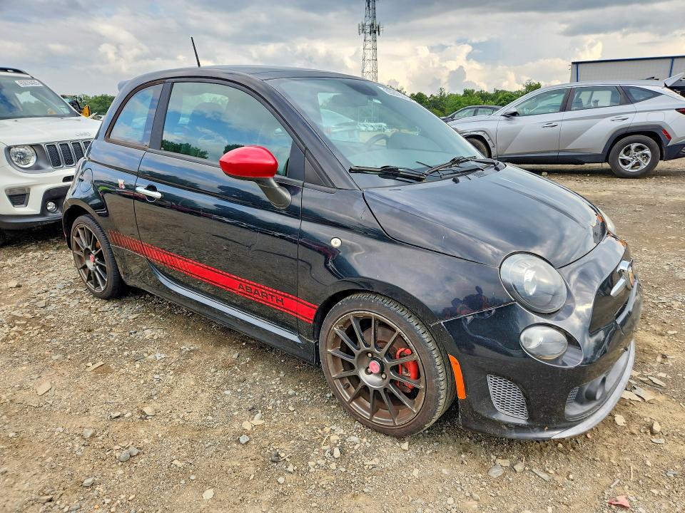 65242376 :رقم المزاد ، 3C3CFFFH7FT500149 vin ، 2015 Fiat 500 مزاد بيع