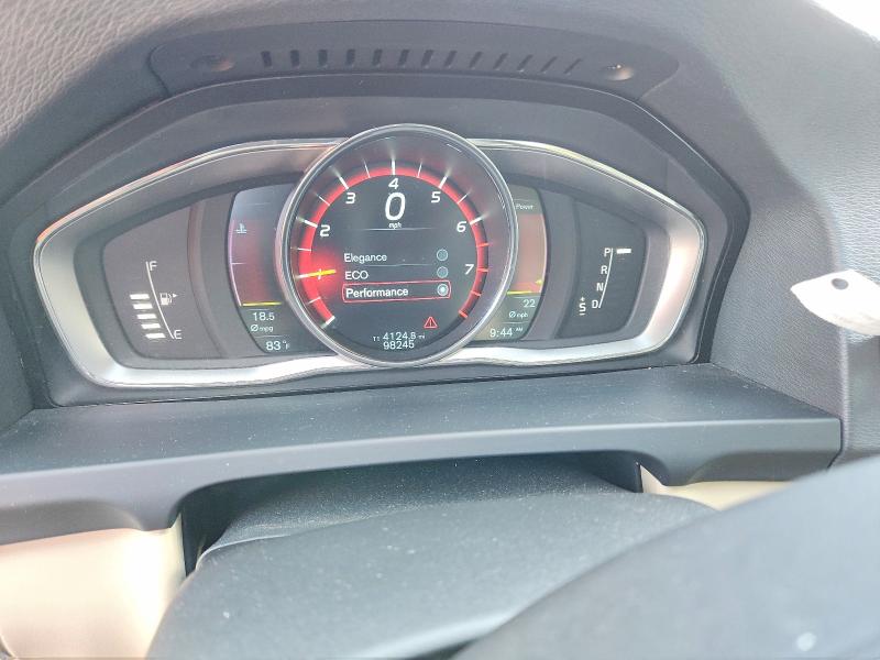 Продажа на аукционе авто 2014 Volvo S60, vin: YV1612FHXE2271380, номер лота: 64509506