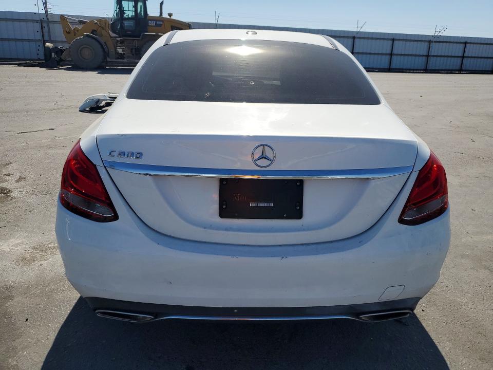 63796686 :رقم المزاد ، 55SWF4JB6GU130763 vin ، 2016 Mercedes-benz C مزاد بيع