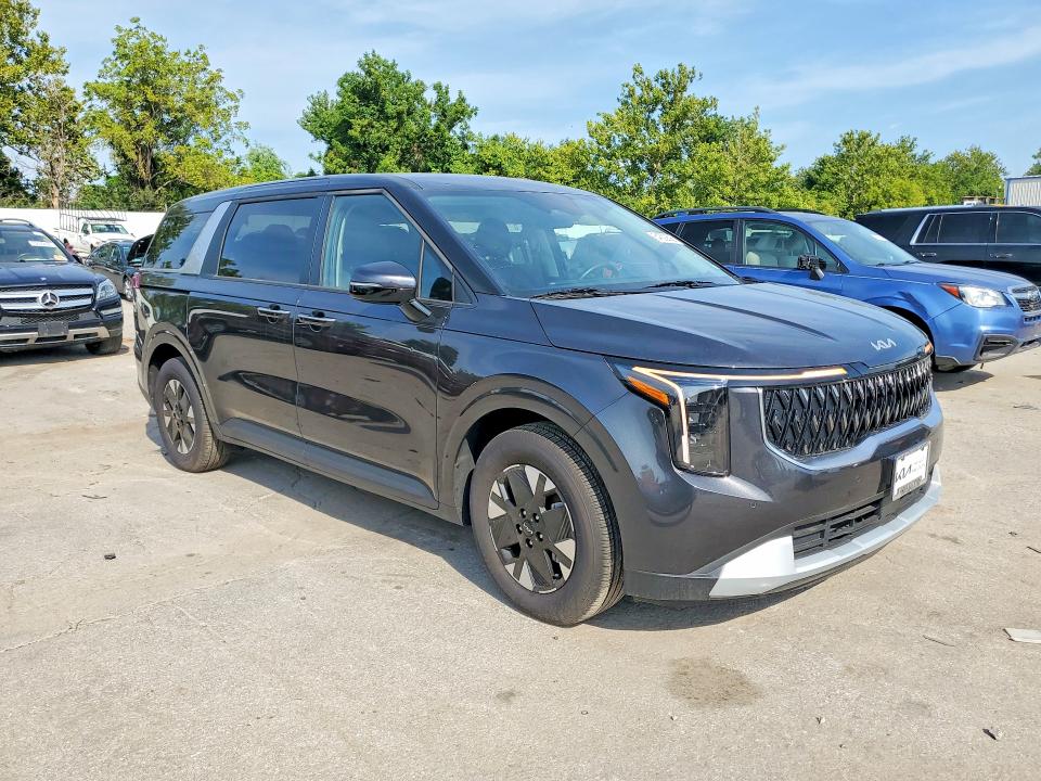 Продаж на аукціоні авто 2026 Kia Carnival, vin: KNDNB5KA7T6147937, номер лоту: 64502806
