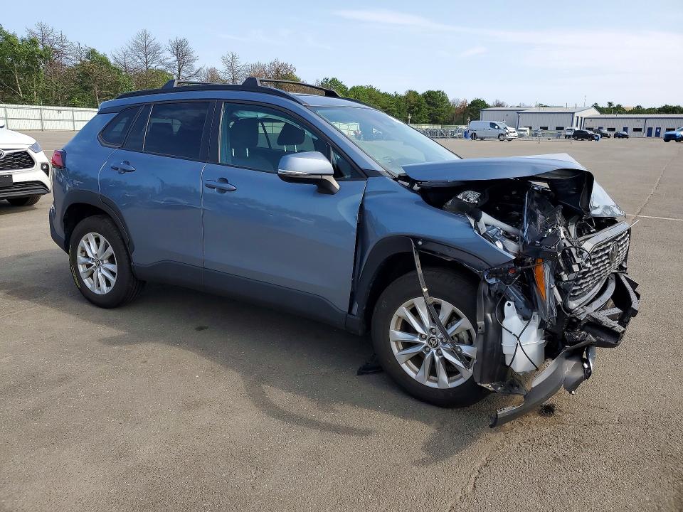 2024 Toyota Corolla Cross მანქანა იყიდება აუქციონზე, vin: 7MUBAABG9RV106601, აუქციონის ნომერი: 64032606