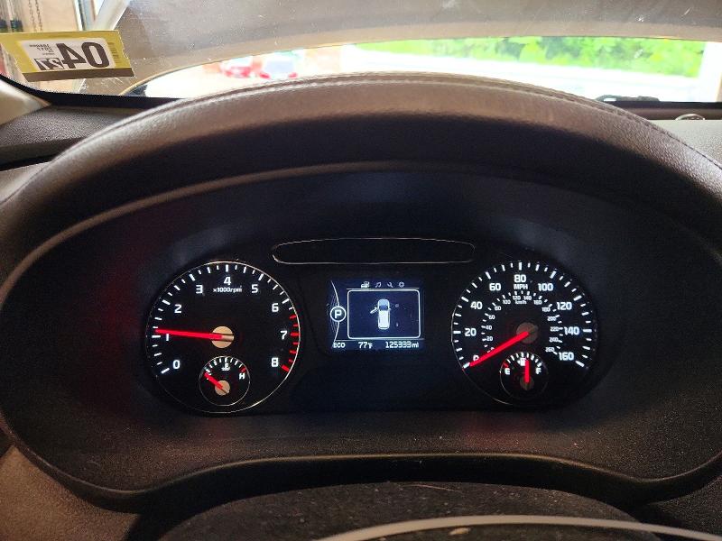 63126516 :رقم المزاد ، 5XYPGDA59HG188096 vin ، 2017 Kia Sorento مزاد بيع