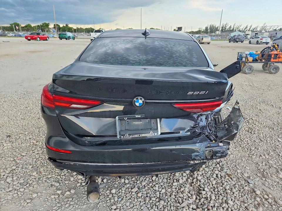 65135106 :رقم المزاد ، WBA53AK04M7J11399 vin ، 2021 Bmw 228i مزاد بيع