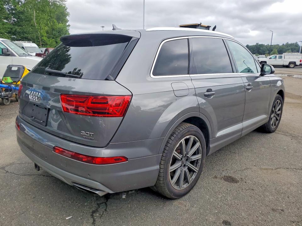 Aukcja sprzedaży 2017 Audi Q7, vin: WA1LAAF74HD058518, numer aukcji: 64443626