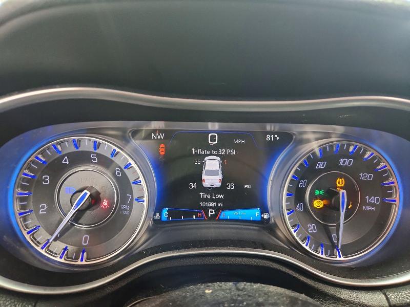 2015 Chrysler 300 მანქანა იყიდება აუქციონზე, vin: 2C3CCARG3FH808393, აუქციონის ნომერი: 66430476