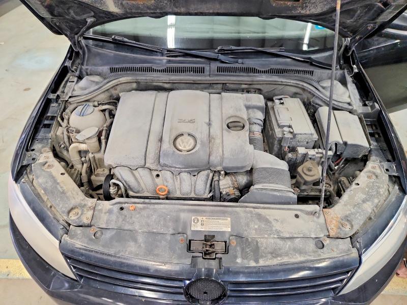 67242926 :رقم المزاد ، 3VWDZ7AJ1BM359751 vin ، 2011 Volkswagen Jetta مزاد بيع