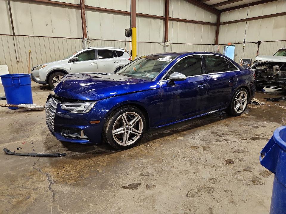 2018 Audi S4 მანქანა იყიდება აუქციონზე, vin: WAUC4AF4XJA230140, აუქციონის ნომერი: 64117676