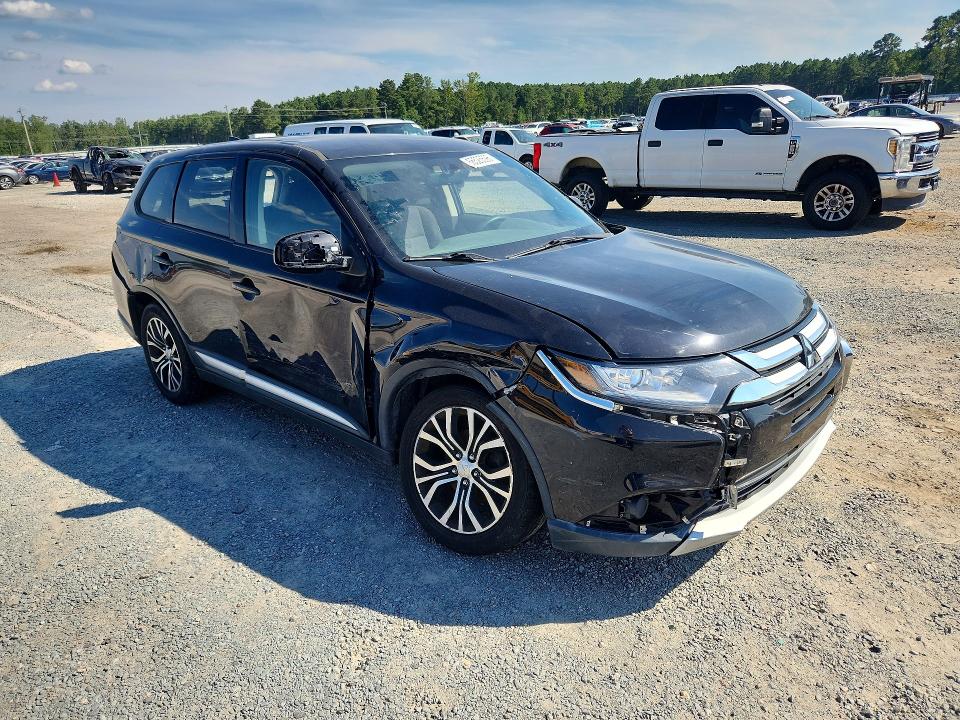 66525596 :رقم المزاد ، JA4AZ3A3XJZ053199 vin ، 2018 Mitsubishi Outlander مزاد بيع