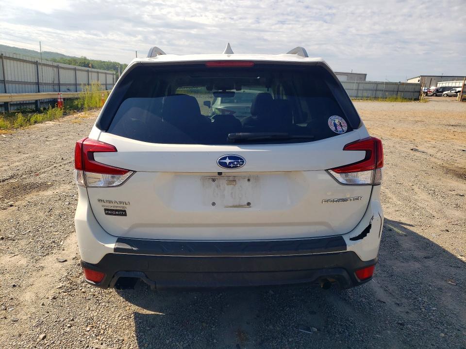 64364406 :رقم المزاد ، JF2SKAEC0KH420777 vin ، 2019 Subaru Forester مزاد بيع