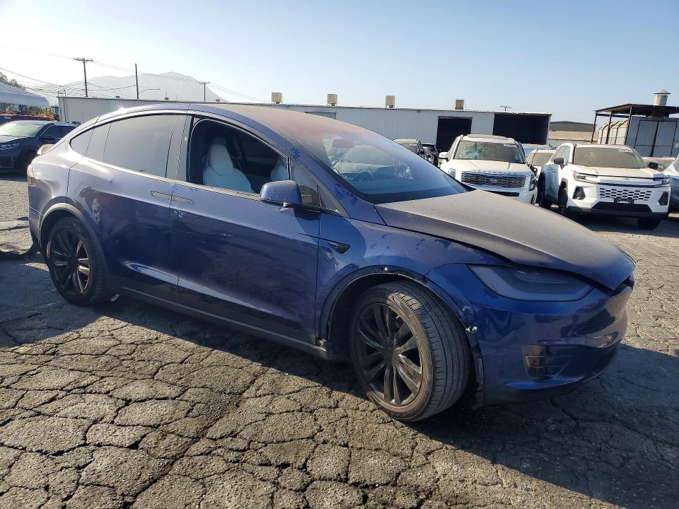2017 Tesla Model X მანქანა იყიდება აუქციონზე, vin: 5YJXCBE47HF034611, აუქციონის ნომერი: 62976586