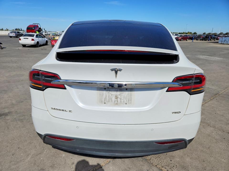 Продажа на аукционе авто 2016 Tesla Model X, vin: 5YJXCAE27GF026838, номер лота: 66140356