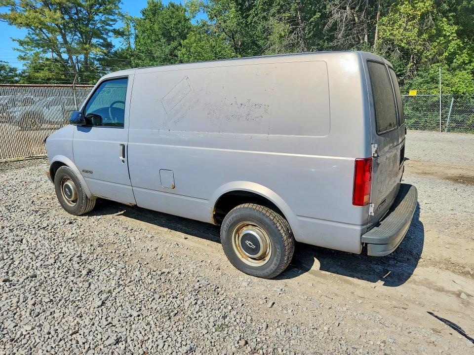 1999 Chevrolet Astro მანქანა იყიდება აუქციონზე, vin: 1GCDM19W4XB120126, აუქციონის ნომერი: 67102766