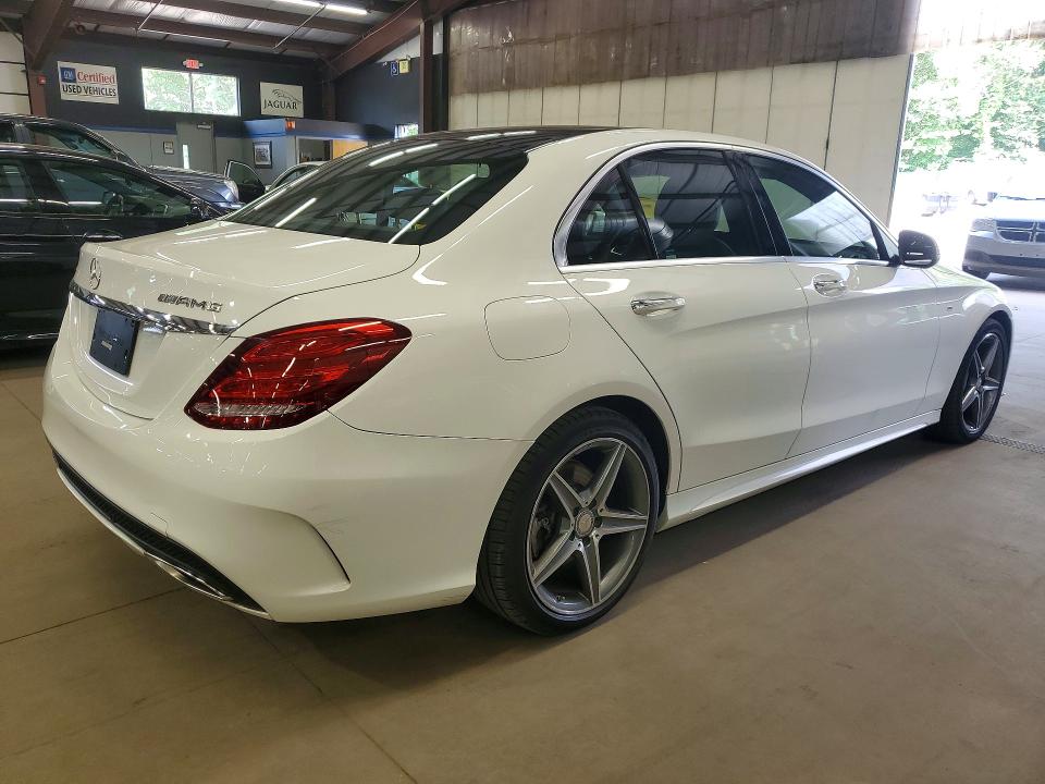 Продажа на аукционе авто 2015 Mercedes-benz C, vin: 55SWF6GB4FU027052, номер лота: 64448106