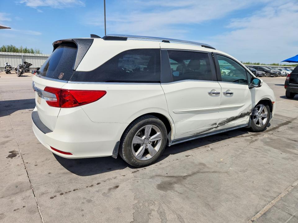 66052866 :رقم المزاد ، 5FNRL6H75KB072884 vin ، 2019 Honda Odyssey مزاد بيع