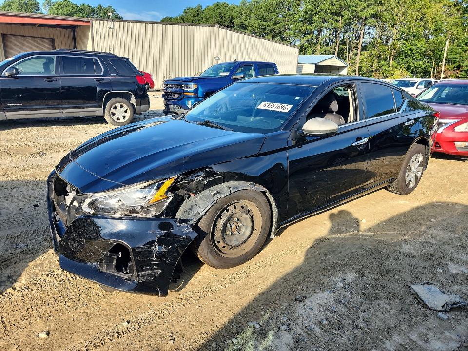 2020 Nissan Altima მანქანა იყიდება აუქციონზე, vin: 1N4BL4BVXLC138704, აუქციონის ნომერი: 63631696
