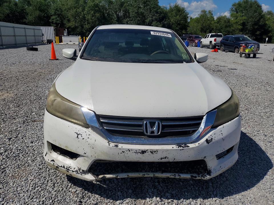 62934646 :رقم المزاد ، 1HGCR2F32DA232021 vin ، 2013 Honda Accord مزاد بيع