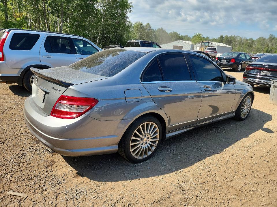 Продажа на аукционе авто 2011 Mercedes-benz C, vin: WDDGF8FB4BF548075, номер лота: 63650986