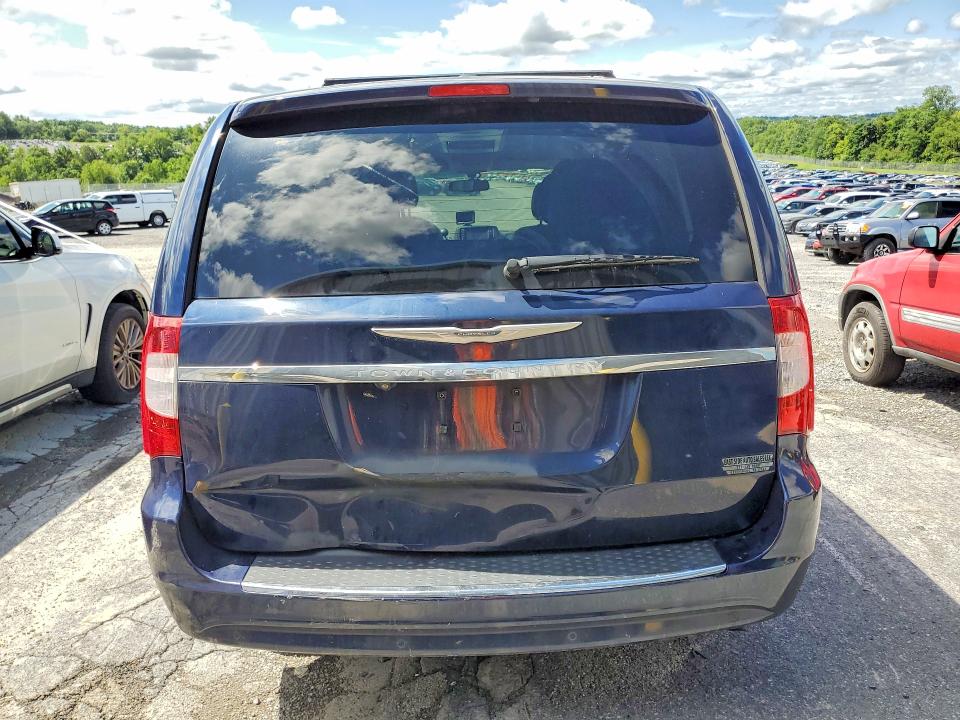 63689256 :رقم المزاد ، 2C4RC1CGXCR363803 vin ، 2012 Chrysler Town & Country مزاد بيع