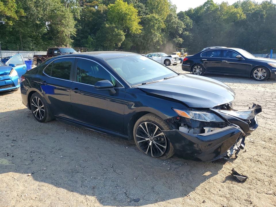 66026626 :رقم المزاد ، 4T1G11AK6LU958098 vin ، 2020 Toyota Camry مزاد بيع