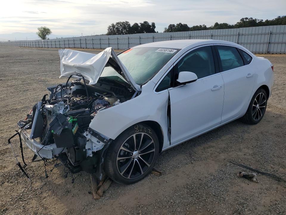 66098196 :رقم المزاد ، 1G4PW5SK8G4137839 vin ، 2016 Buick Verano مزاد بيع