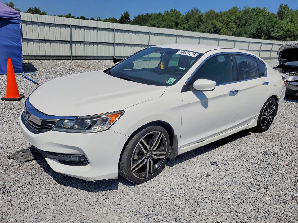 66021486 :رقم المزاد ، 1HGCR2F56HA136299 vin ، 2017 Honda Accord مزاد بيع