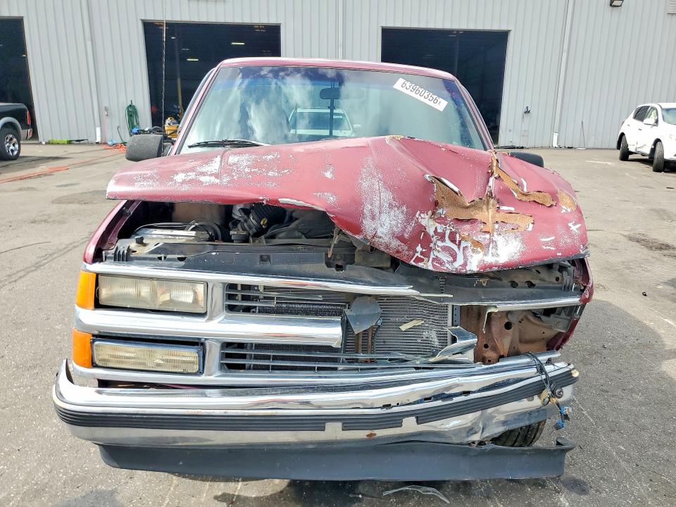 Auction sale of the 1996 Chevrolet Gmt-400, vin: 1GCFC24M3TZ172114, lot number: 63960356
