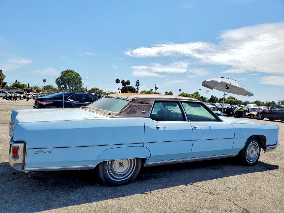 Auction sale of the 1971 Lincoln Continental, vin: 2Y82A823136, lot number: 64700656