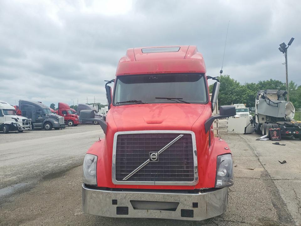 Продажа на аукционе авто 2007 Volvo Vn, vin: 4V4NC9GHX7N468994, номер лота: 59686486