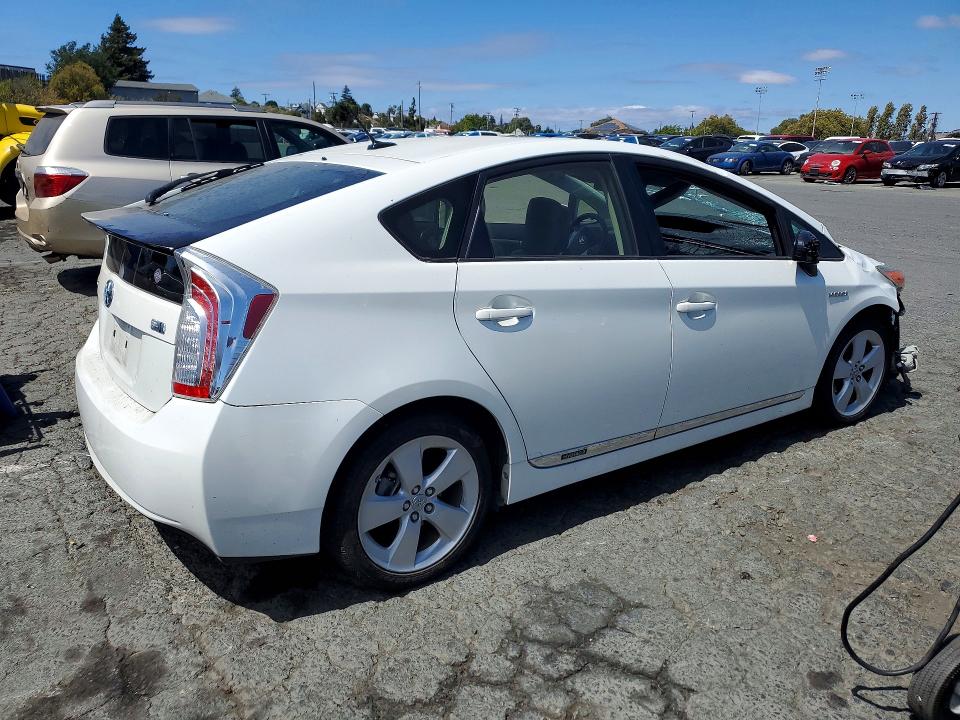 Продаж на аукціоні авто 2015 Toyota Prius, vin: JTDKN3DU3F1891719, номер лоту: 64984096