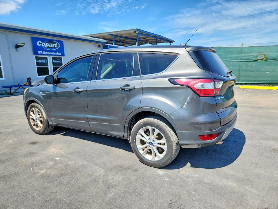 65993176 :رقم المزاد ، 1FMCU0GD1HUB50158 vin ، 2017 Ford Escape مزاد بيع