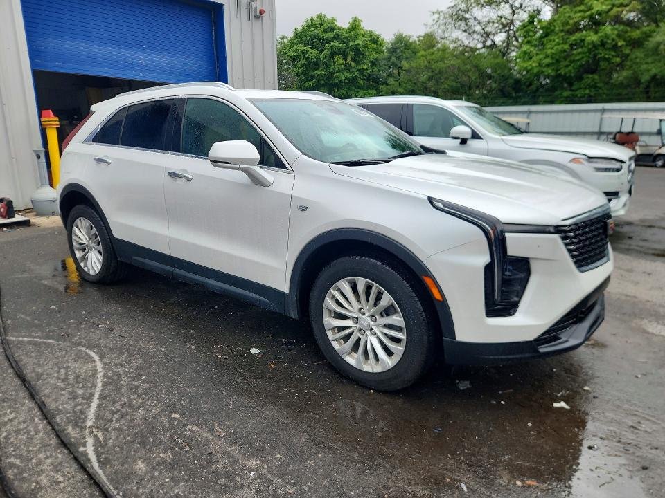 Продажа на аукционе авто 2024 Cadillac Xt4, vin: 1GYFZBR45RF142866, номер лота: 63927116