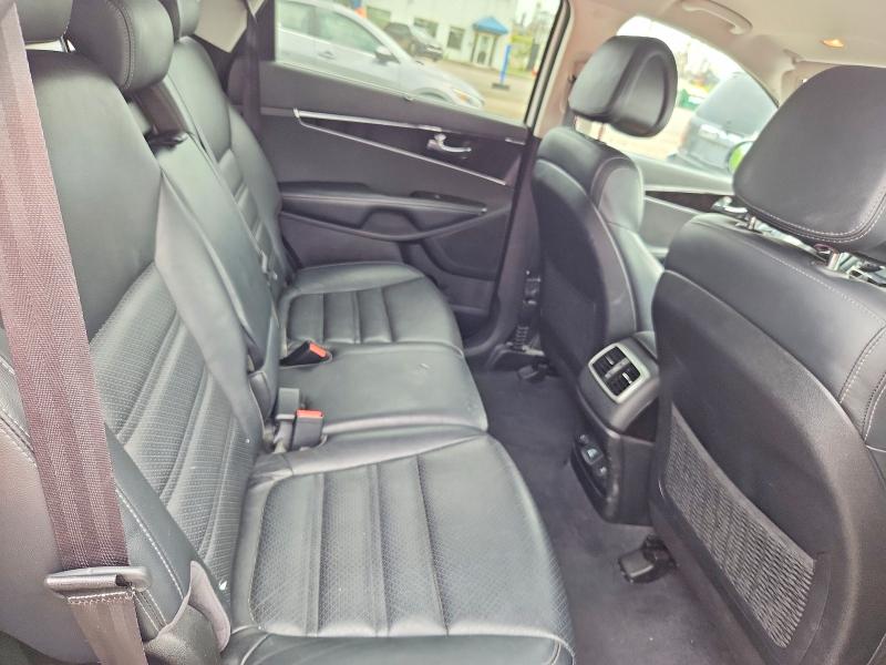 2016 Kia Sorento მანქანა იყიდება აუქციონზე, vin: 5XYPHDA17GG176389, აუქციონის ნომერი: 63151456